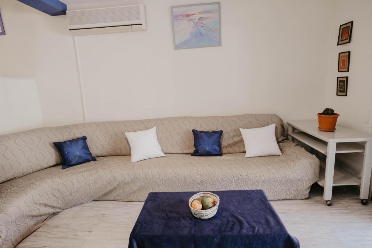 Pirgos Beach House Lárnaka Kültér fotó