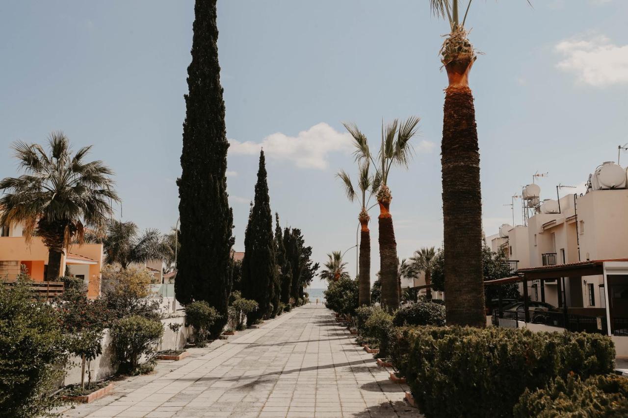 Pirgos Beach House Lárnaka Kültér fotó